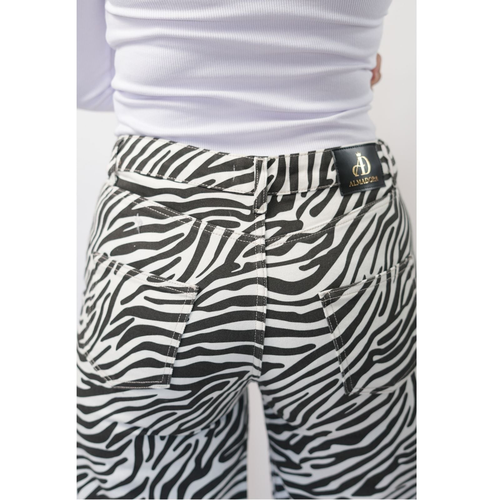 Pantalon Imprimé – Zèbre