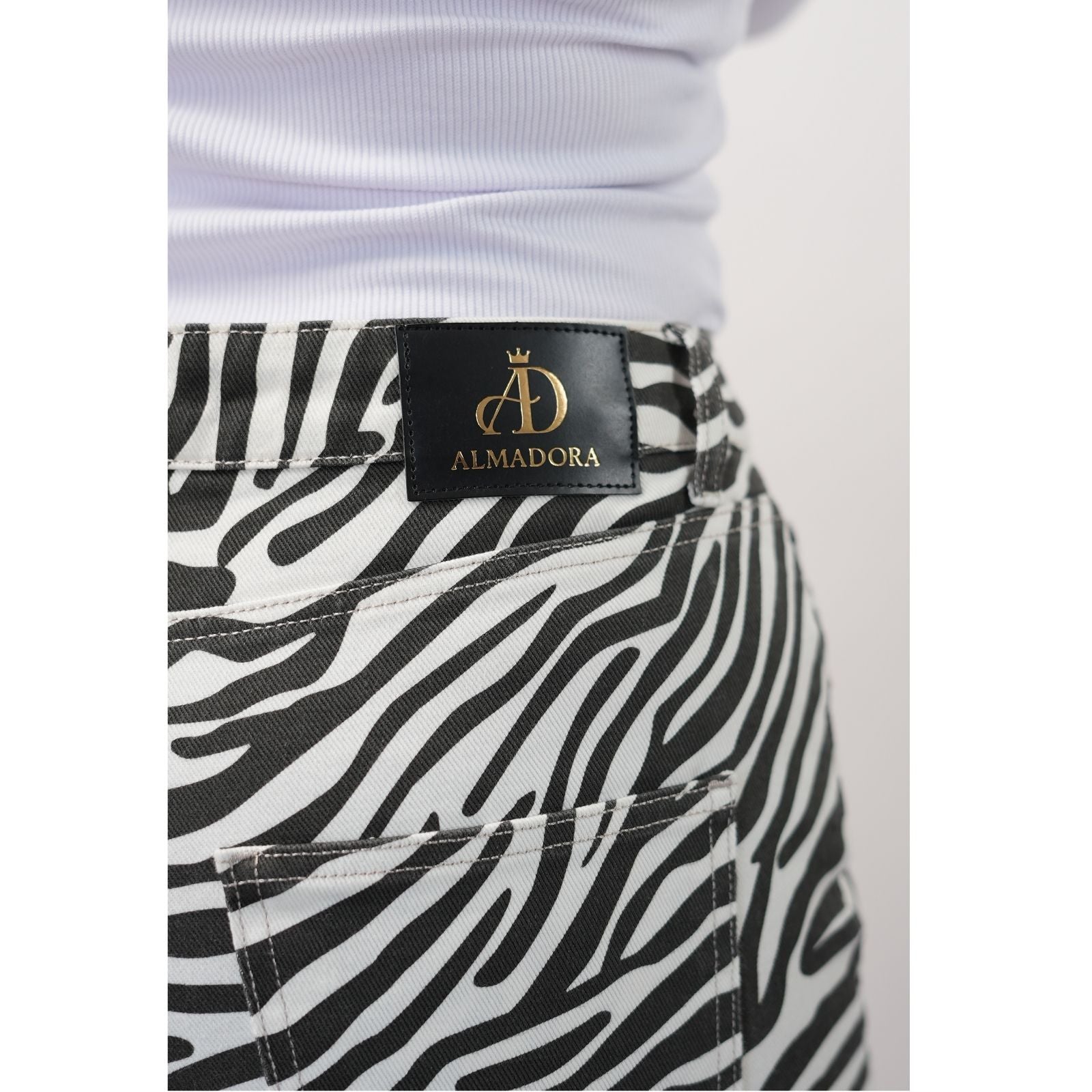 Pantalon Imprimé – Zèbre